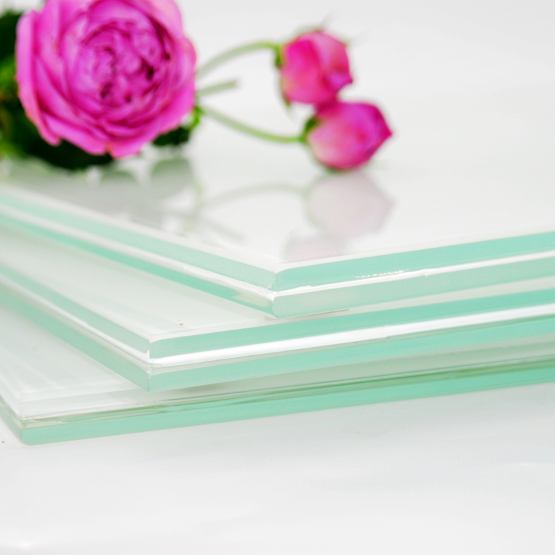 glass_white_(4).JPG