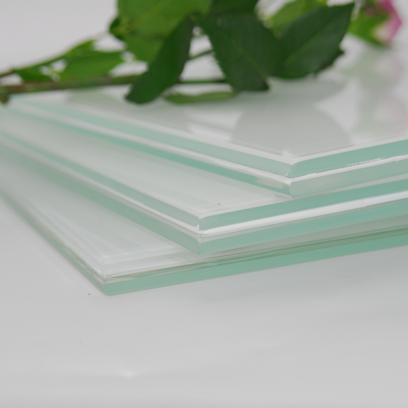 white_glass_(4).JPG