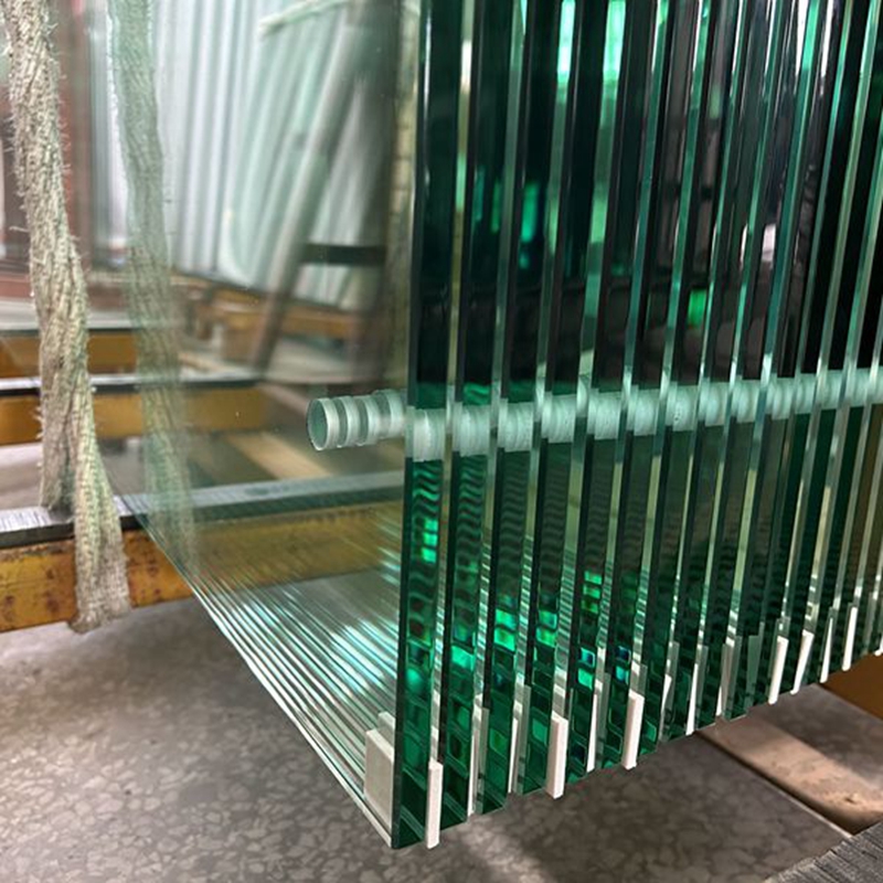 clear_glass_(4).jpg