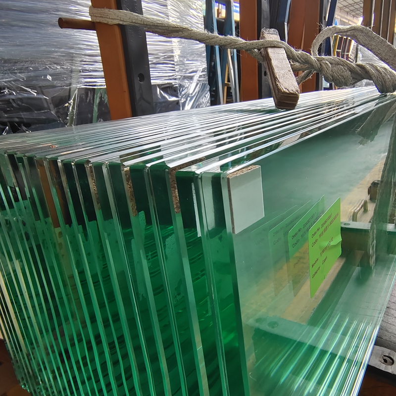 clear_glass_pedal_(4).jpg