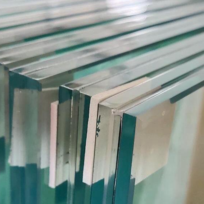 clear_laminated_glass_(4).jpg