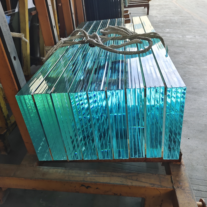 ultra_clear_glass_(3).jpg