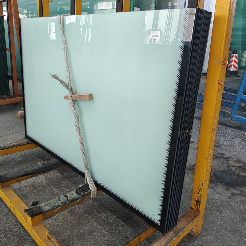 white_laminated_glass_(2).jpg