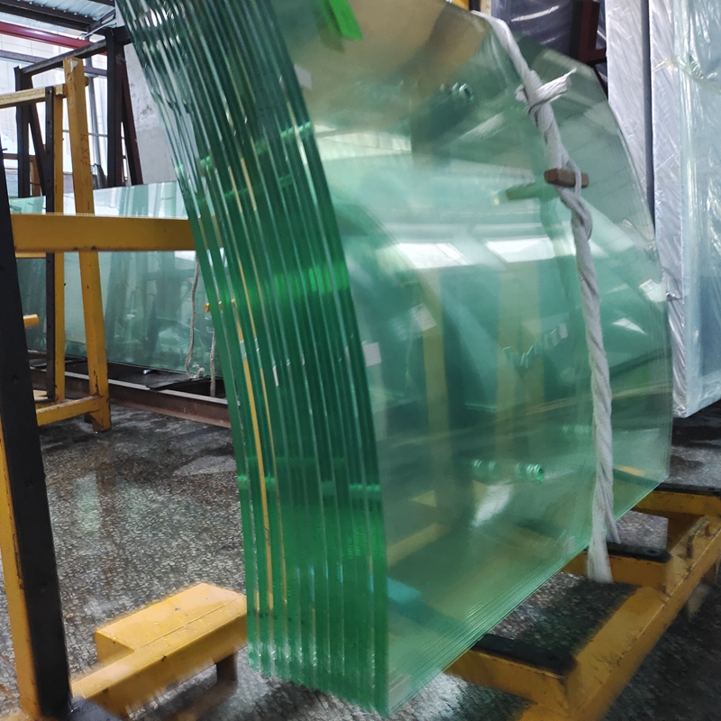 curved_laminated_glass_(4).jpg