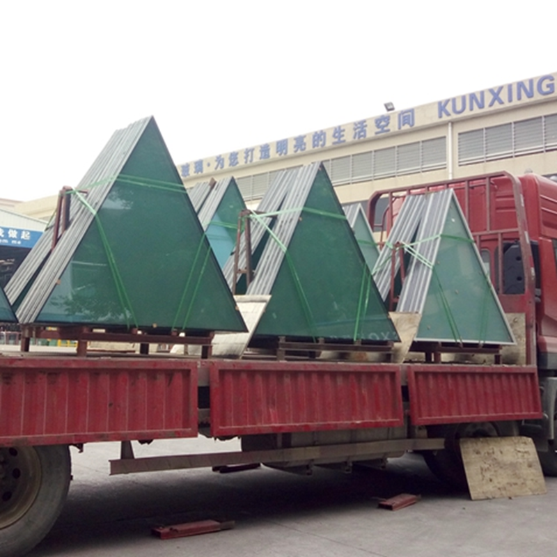 triangle_glass_(1).png