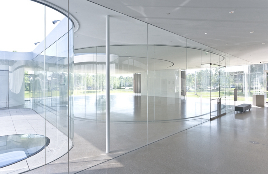 low iron glass partition wall