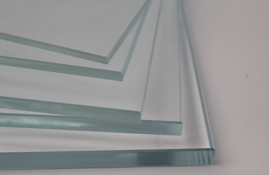 low iron glass ultra clear glass