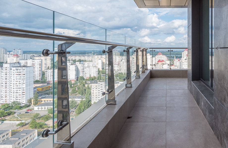 balcony safety glass railing at home office