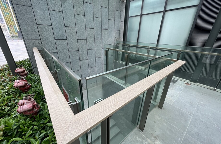 safety laminated glass balustrade