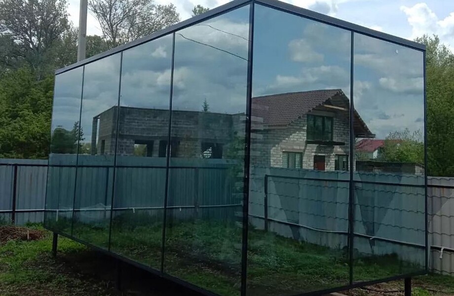 glass house outdoor sunroom