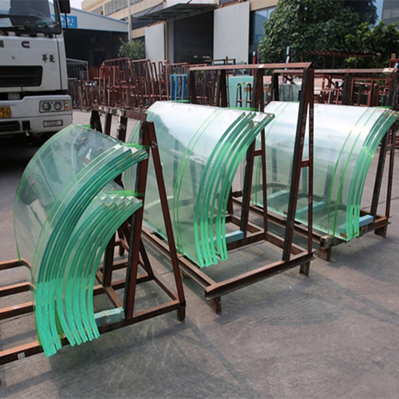 curved_laminated_glass_587.jpg