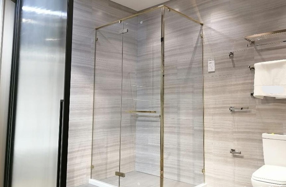 What shape of the glass shower room do you like