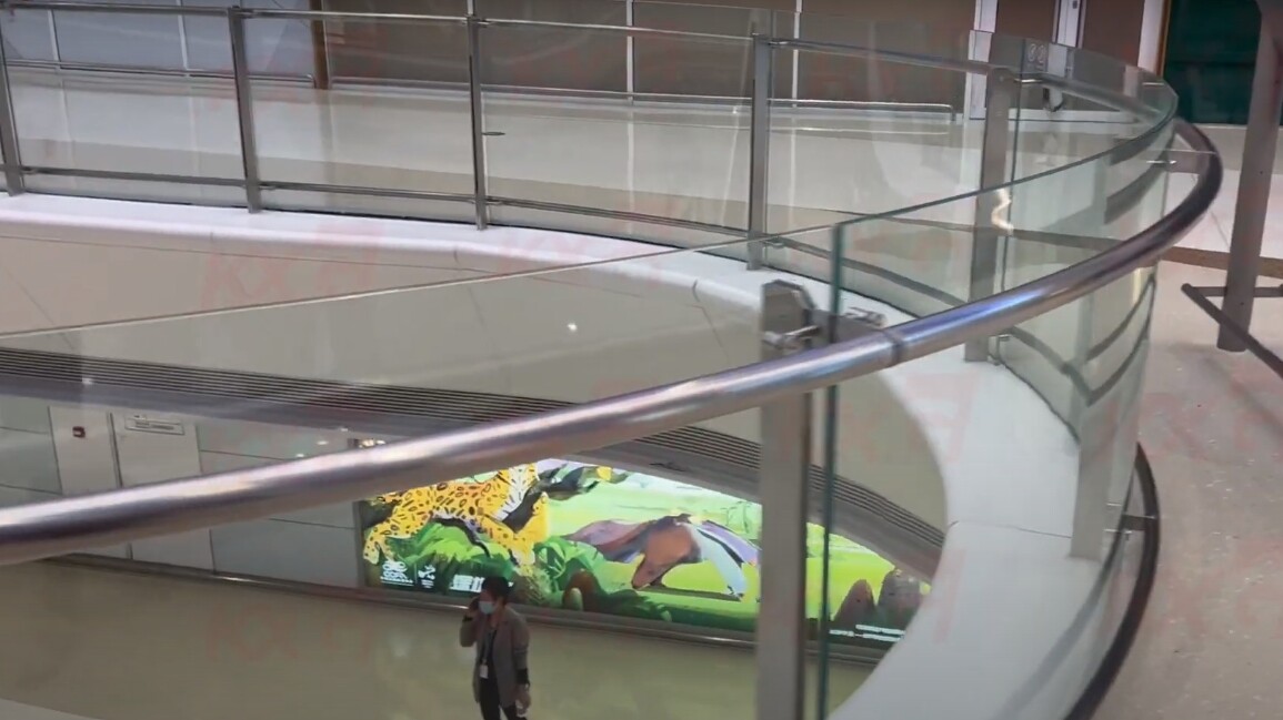 Kunxing Glass ---- Mall Atrium Curved Laminated Glass Fence