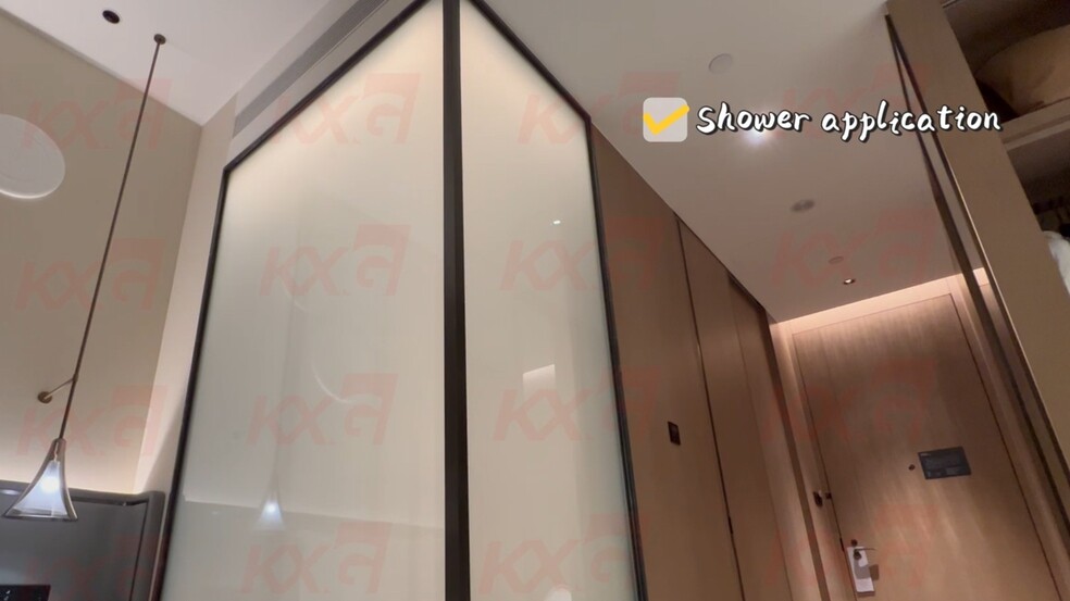 Kunxing Glass ---- Smart Switchable Glass In The Bathroom
