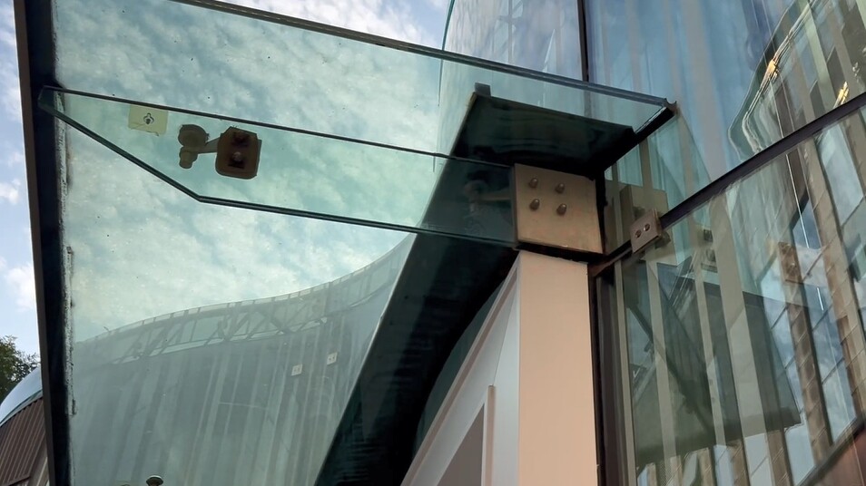Kunxing Glass ---- Laminated Glass Canopy