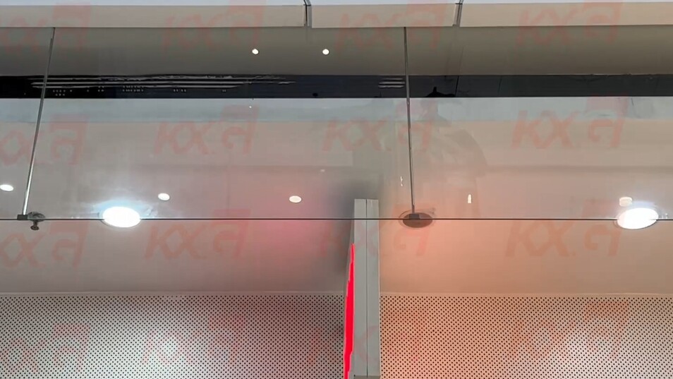 Kunxing Glass ---- Fireproof Curtain Glass In The Mall