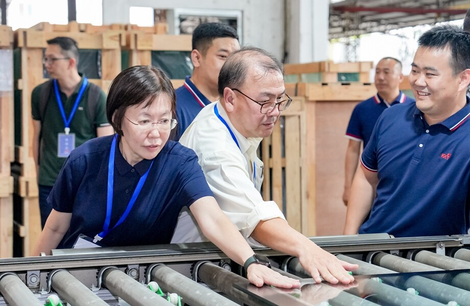 visit kunxing glass factory